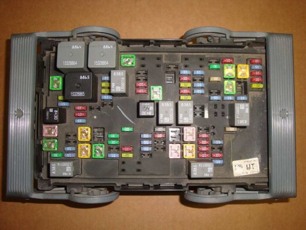 07 Cadillac Escalade Fuse Diagram At Diagram1