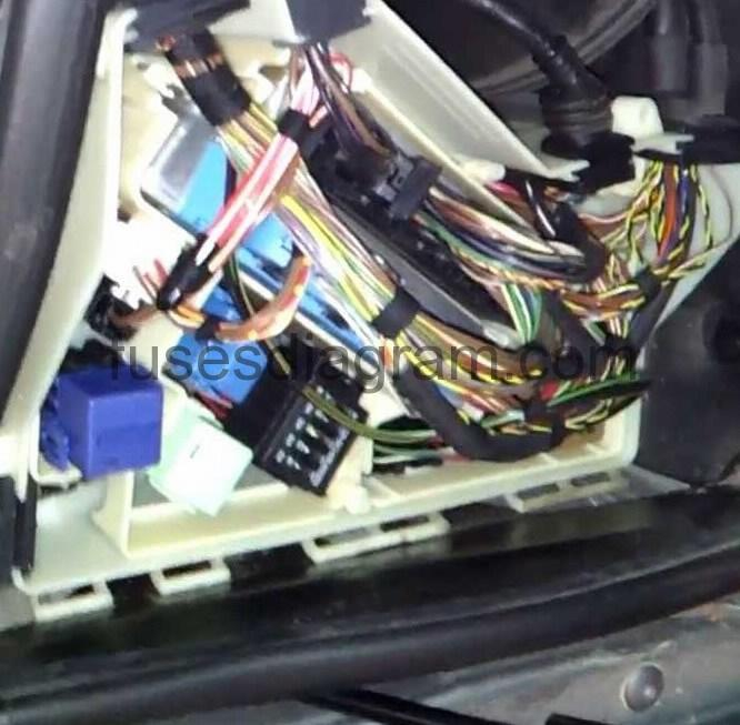 1998 Bmw 318I Fuse Diagram 2003 Bmw 330xi Fuse Box Diagram 