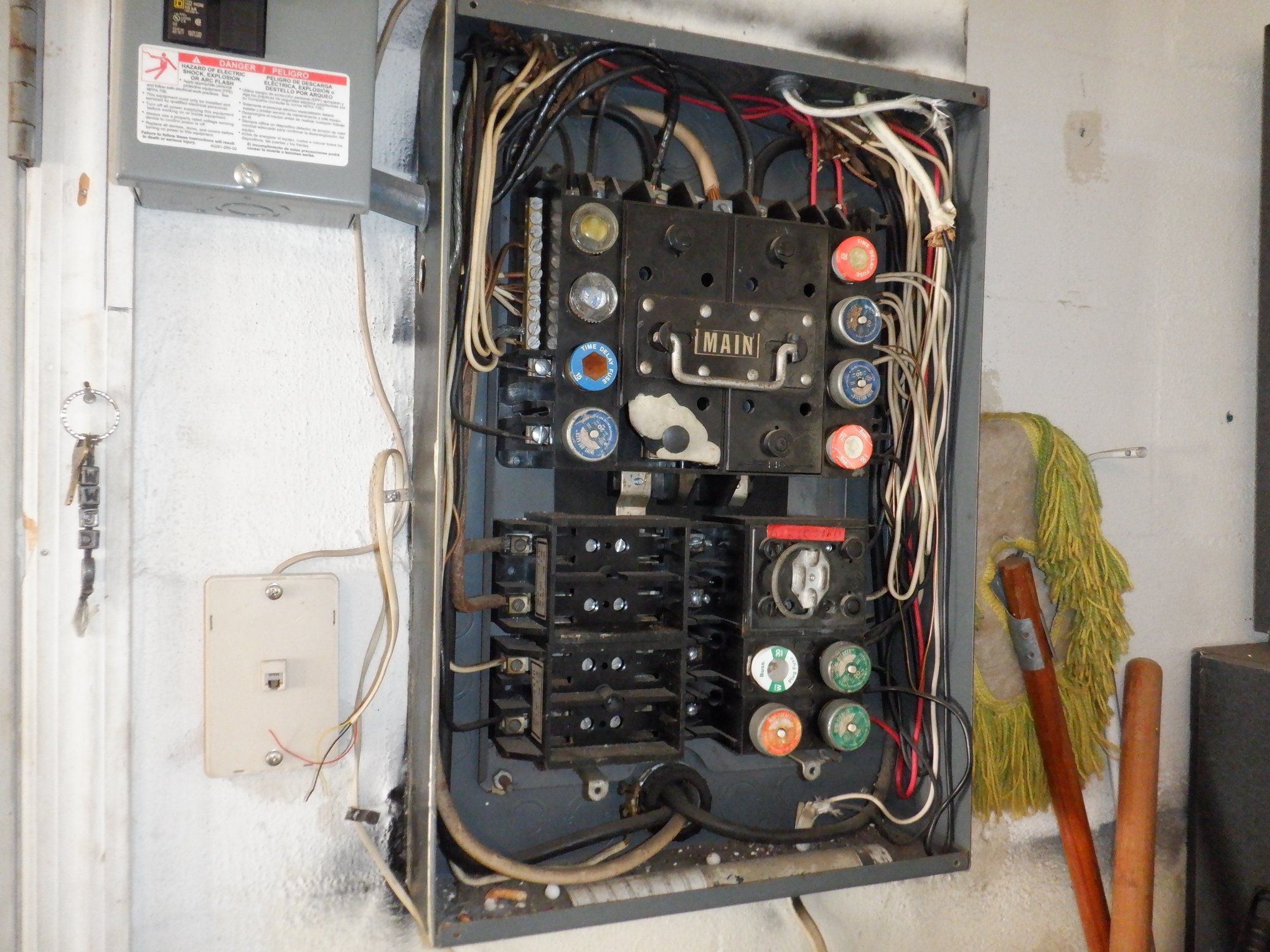 Fuse Box Diagram House