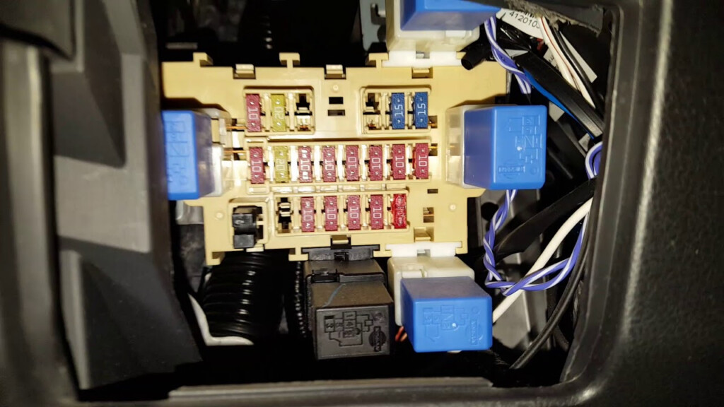 Fuse Panel 2015 Nissan Rogue Fuse Box Diagram Rock Wiring